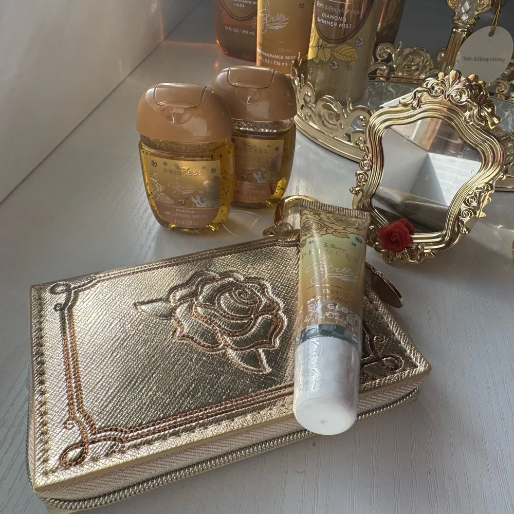 Ornate Gold Vanity Mirror Set